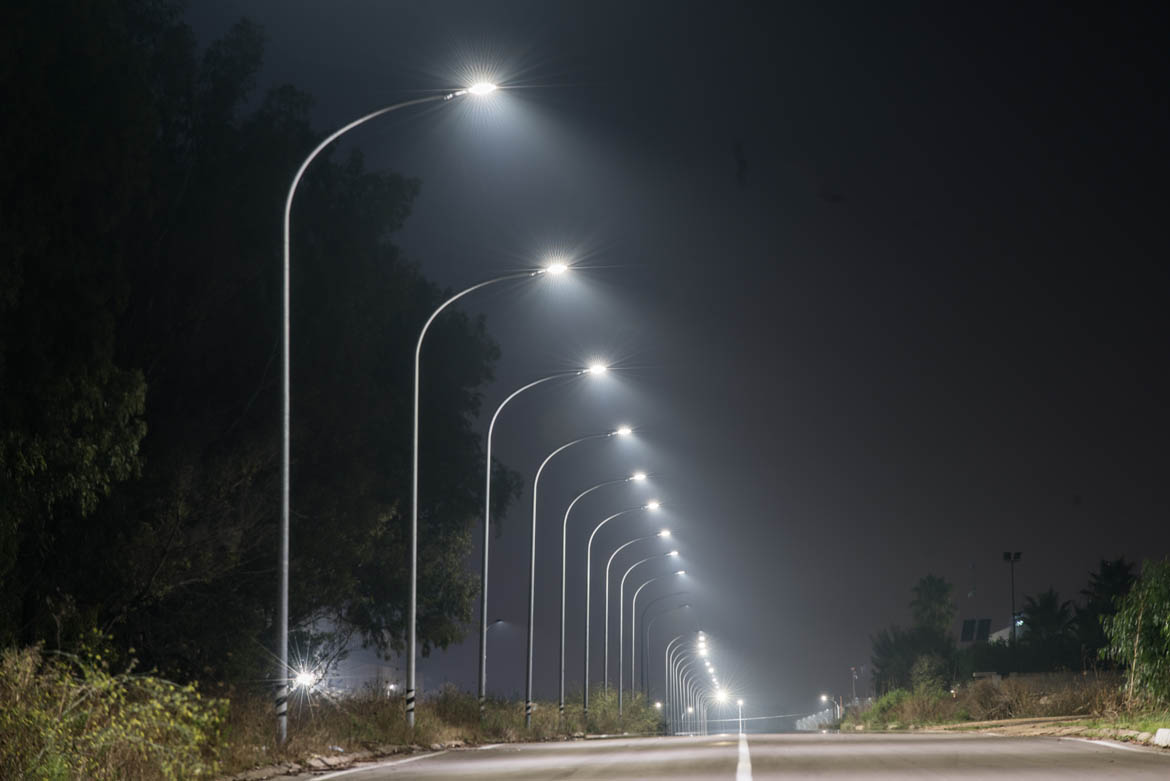 Procedono gli interventi sull'illuminazione pubblica cittadina